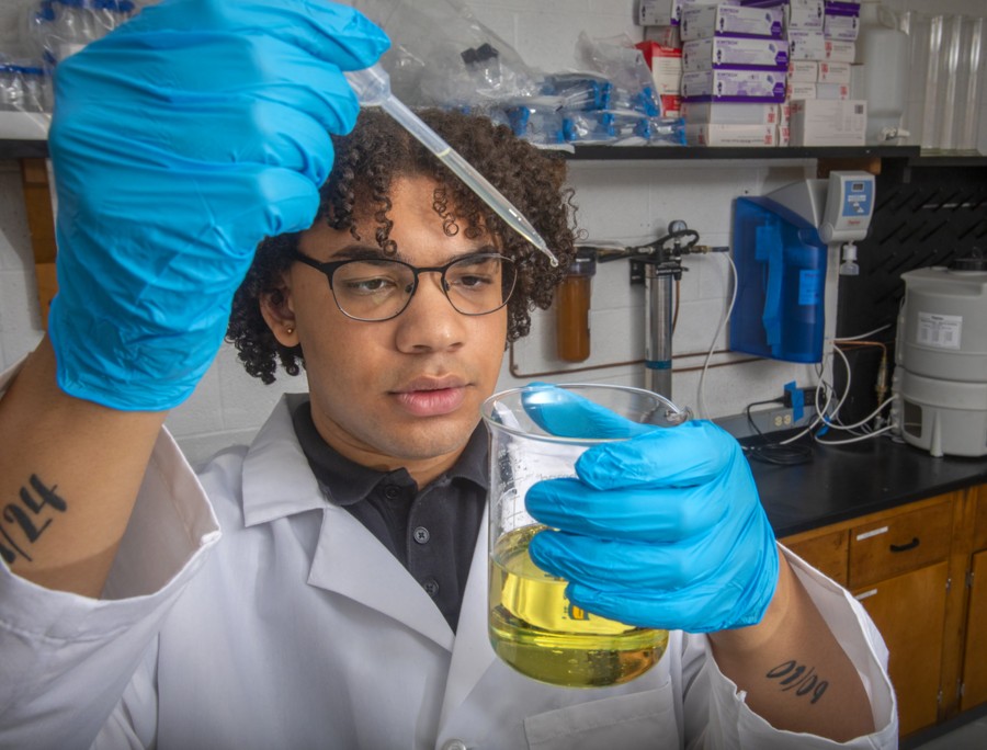 Real-life research experience gives food science major a leg up